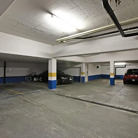 Apartment Lean - Happy *