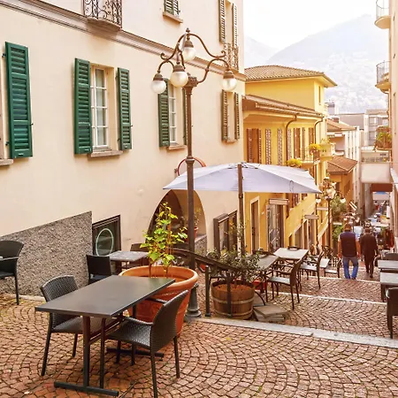 アパート Lean - Happy