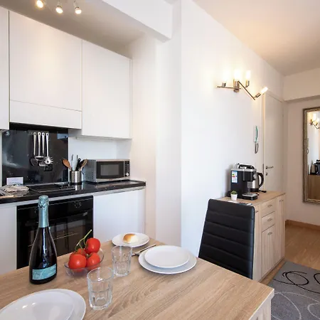 Apartment Lean - Happy *