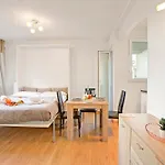 Apartament Lean - Happy