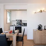 Lean - Happy Apartament